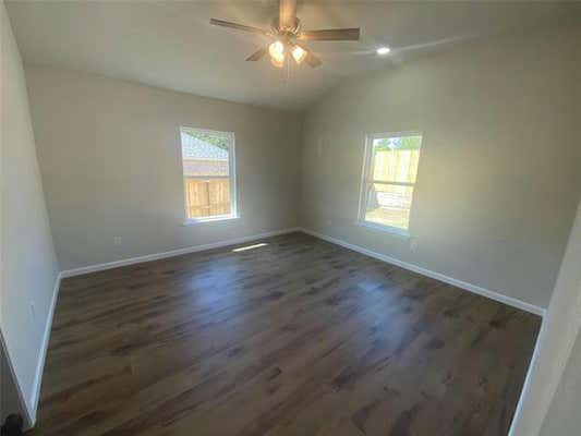 215 E 7TH ST, WEATHERFORD, TX 76086, photo 4 of 24