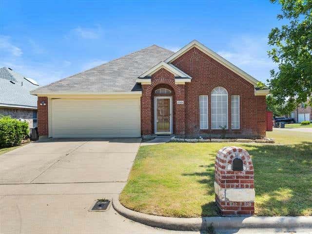 8329 ROLLING ROCK DR, FORT WORTH, TX 76123, photo 1 of 38