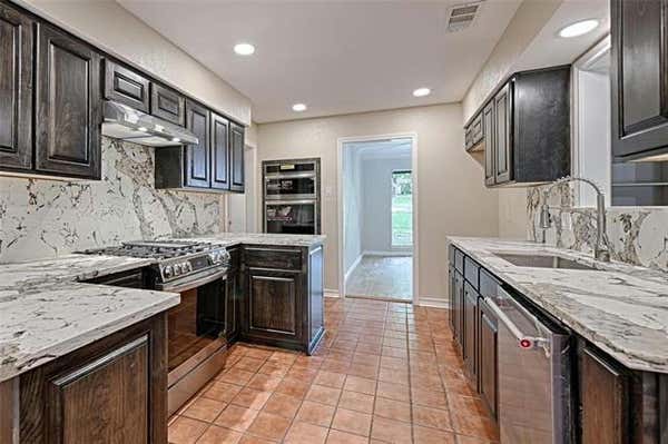 2216 PRESTONWOOD DR, ARLINGTON, TX 76012 - Image 1