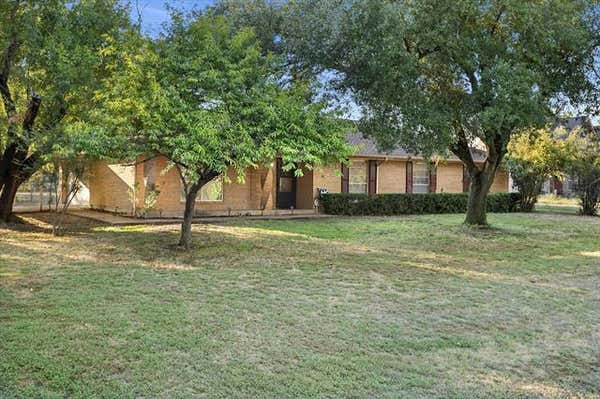 541 DAISY RD, MIDLOTHIAN, TX 76065, photo 3 of 32