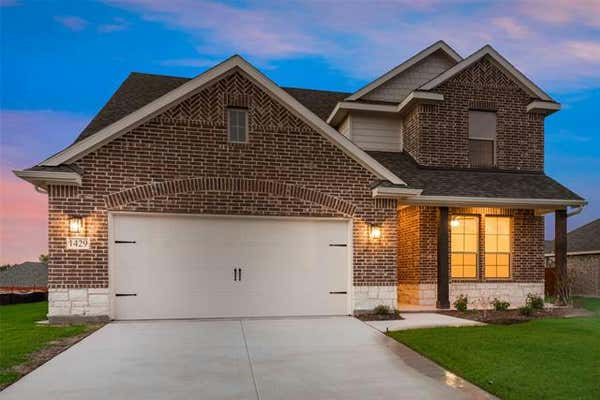 1429 WHITETAIL LN, AZLE, TX 76020, photo 4 of 37