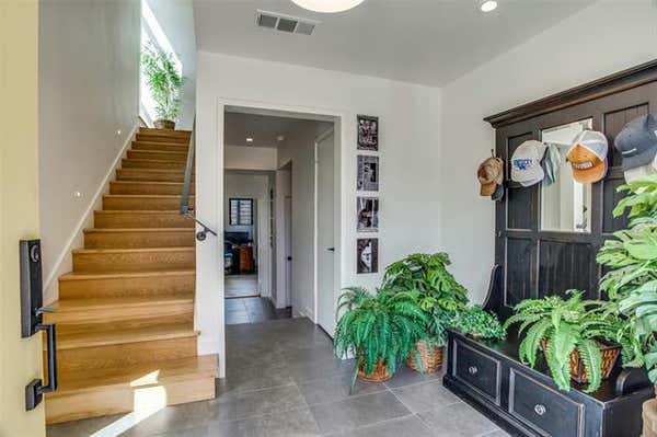 452 W MORPHY ST, FORT WORTH, TX 76104 - Image 1