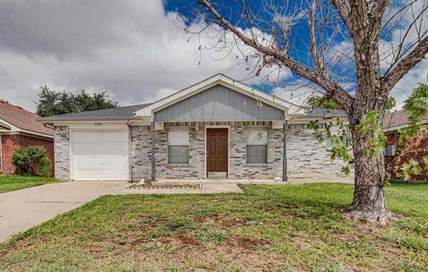 2400 LAURELHILL LN, FORT WORTH, TX 76133 - Image 1