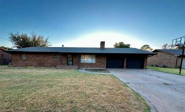 1207 N LAWN ST, SEYMOUR, TX 76380 - Image 1