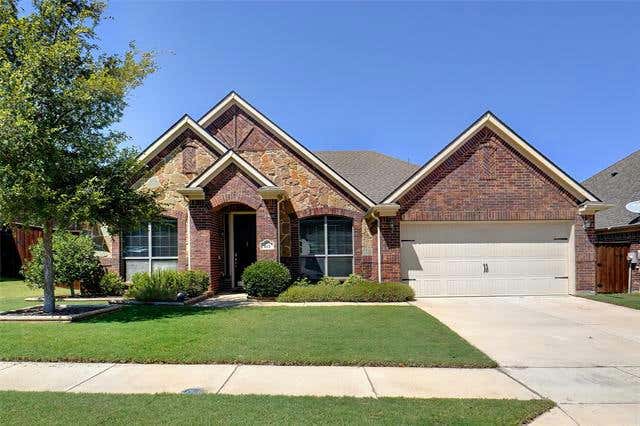 613 NEWCHESTER DR, ROANOKE, TX 76262, photo 1 of 28