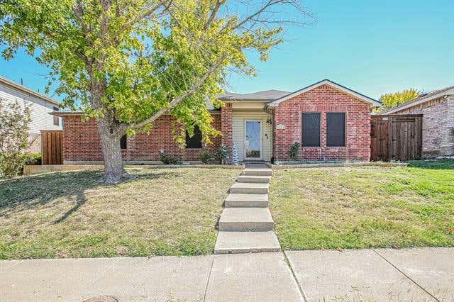 1529 STEWART DR, ROCKWALL, TX 75032, photo 1 of 11