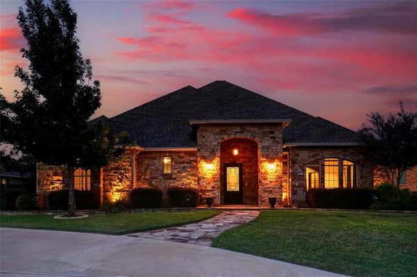 1916 CARROLLS CROFT CT, GRAND PRAIRIE, TX 75050 - Image 1