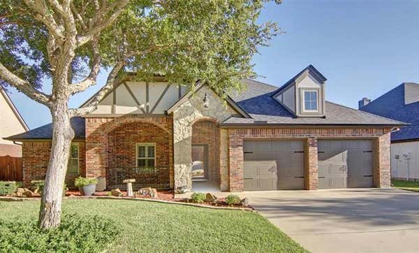 548 MAGNOLIA PKWY, BENBROOK, TX 76126 - Image 1