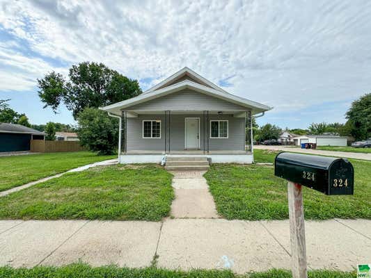 324 W 15TH ST, SOUTH SIOUX CITY, NE 68776 - Image 1