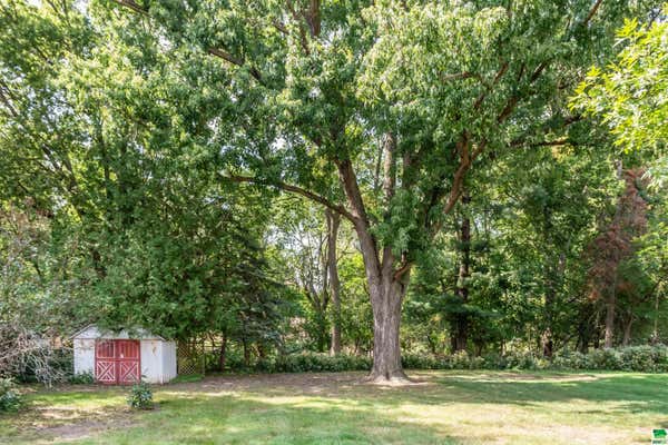 3303 IDLEWOOD ST, SIOUX CITY, IA 51104, photo 3 of 26