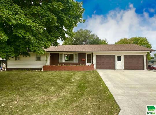 851 KERR DR, AKRON, IA 51001 - Image 1