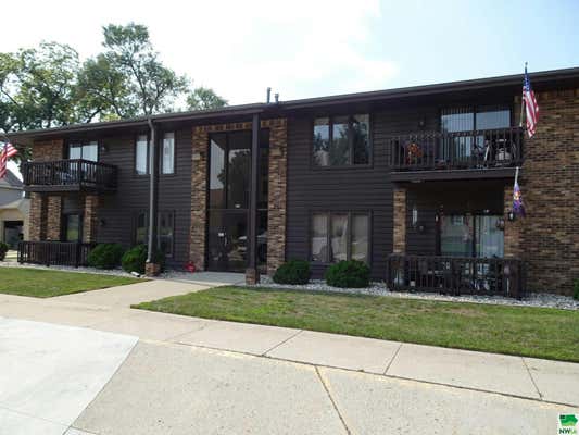 620 4TH AVE APT 8, SHELDON, IA 51201 - Image 1