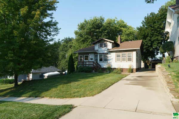 2131 HEIGHTS AVE, SIOUX CITY, IA 51104 - Image 1