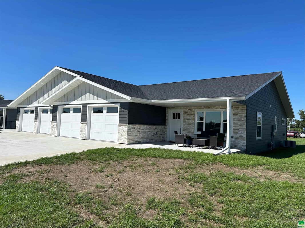 461 LARKSPUR WAY, SHELDON, IA 51201, photo 1 of 28