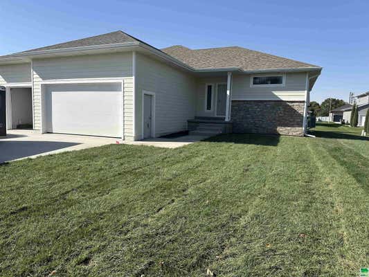 301 CEDAR ST, SLOAN, IA 51055 - Image 1