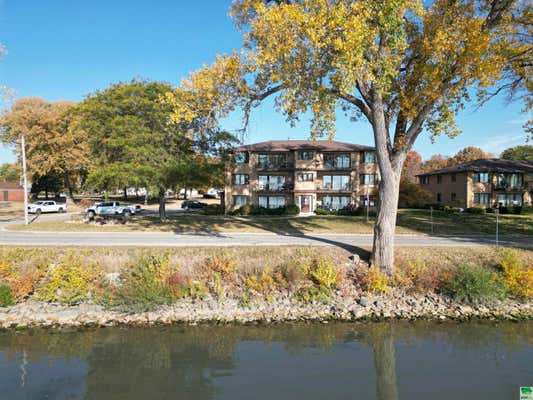 601 CHAUTAUQUA PARK DR APT 6, STORM LAKE, IA 50588 - Image 1