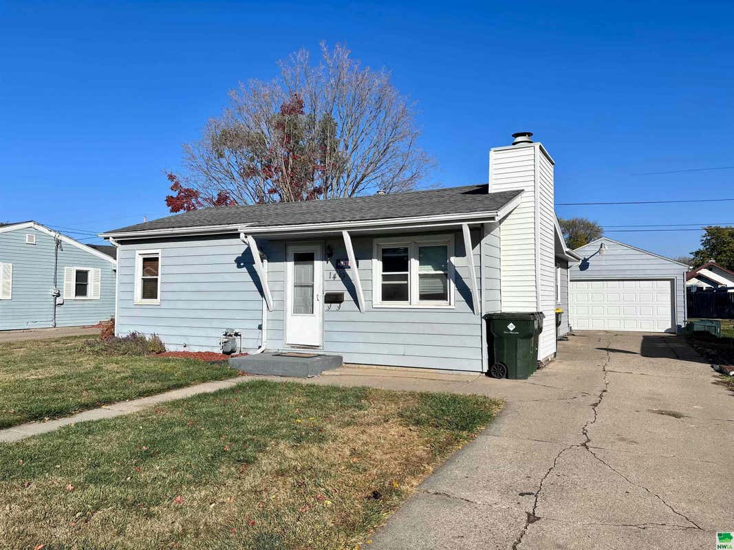 1419 LA PLANTE AVE, SIOUX CITY, IA 51109, photo 1 of 15