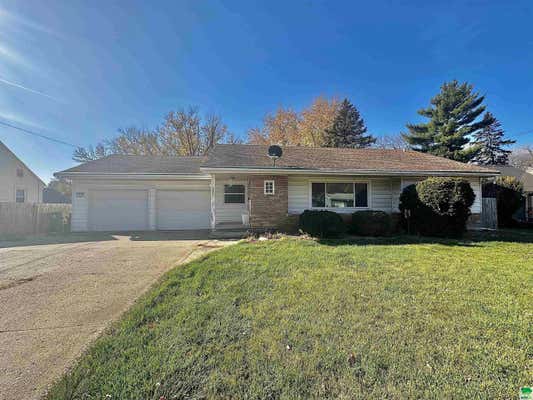 3321 STONE PARK BLVD, SIOUX CITY, IA 51104 - Image 1