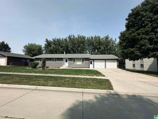 1411 OAK ST, SHELDON, IA 51201 - Image 1