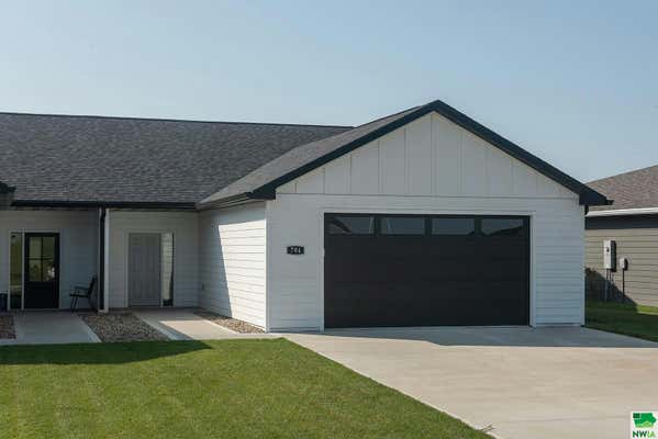 704 17TH ST SE, ORANGE CITY, IA 51041 - Image 1