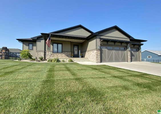 565 20TH ST SE, LE MARS, IA 51031 - Image 1