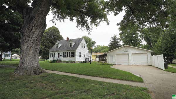 3505 41ST ST, SIOUX CITY, IA 51108, photo 3 of 31