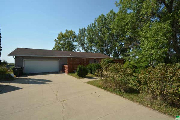 6250 CORRECTIONVILLE RD, SIOUX CITY, IA 51106 - Image 1