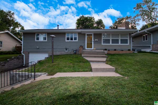 2625 S SAINT MARYS ST, SIOUX CITY, IA 51106 - Image 1