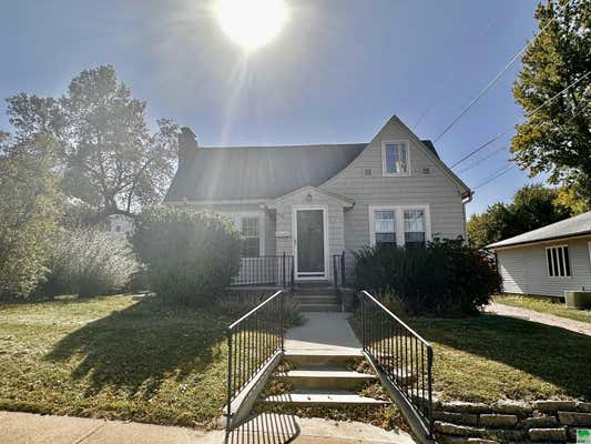 214 32ND ST, SIOUX CITY, IA 51104 - Image 1