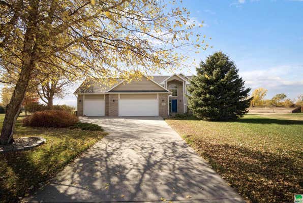 706 RED CEDAR CT, JEFFERSON, SD 57038 - Image 1