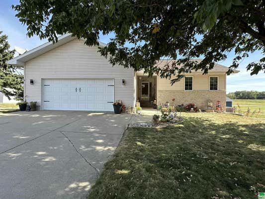 200 MERRILL AVE, NORTH SIOUX CITY, SD 57049 - Image 1