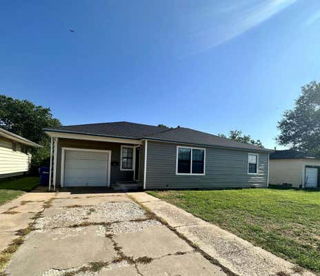 1814 E OWEN K GARRIOTT RD, ENID, OK 73701, photo 2 of 21