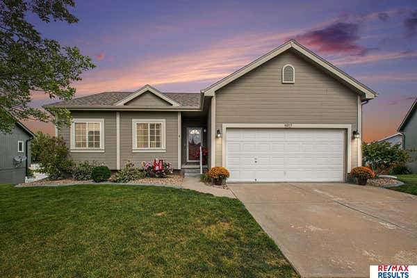 1917 SOUTHVIEW DR, PAPILLION, NE 68046 - Image 1