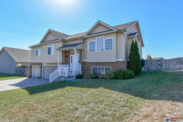 7647 JACOBS CREEK DR, LINCOLN, NE 68512 - Image 1