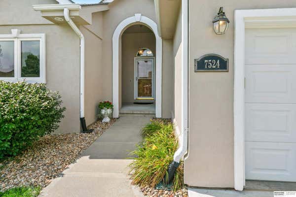 7524 S 189TH ST, OMAHA, NE 68136, photo 2 of 39