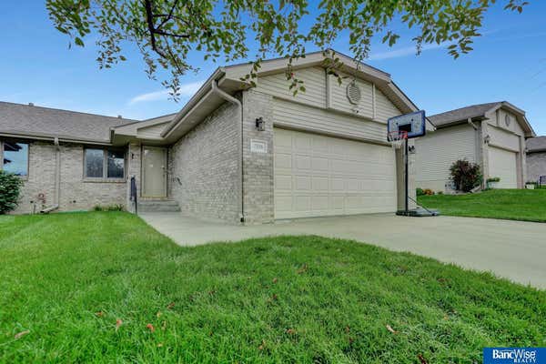 7836 STONEWALL CT, LINCOLN, NE 68506 - Image 1