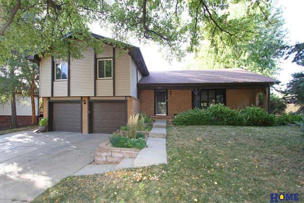 2411 S CANTERBURY LN, LINCOLN, NE 68512 - Image 1