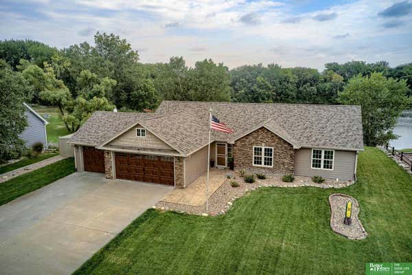 813 SPRING LAKE CIR, MC COOL JUNCTION, NE 68401 - Image 1