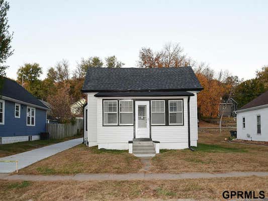 1208 N BROADWAY, COUNCIL BLUFFS, IA 51503 - Image 1