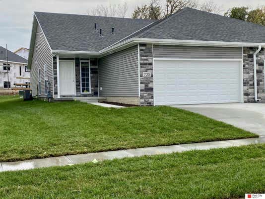 725 QUIVER LN, LINCOLN, NE 68512 - Image 1