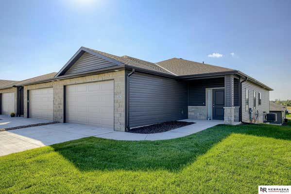 2823 SHEILA LN, LINCOLN, NE 68516 - Image 1