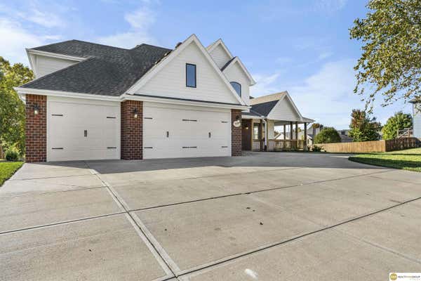 16831 CHANDLER ST, OMAHA, NE 68136 - Image 1