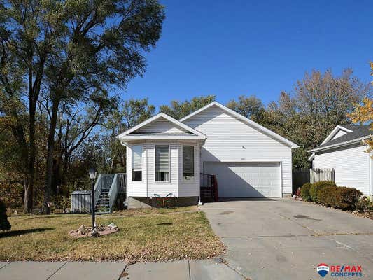 1557 SW 11TH PL, LINCOLN, NE 68522 - Image 1