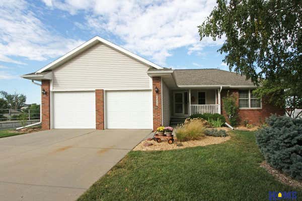 6949 GLASS RIDGE DR, LINCOLN, NE 68526 - Image 1