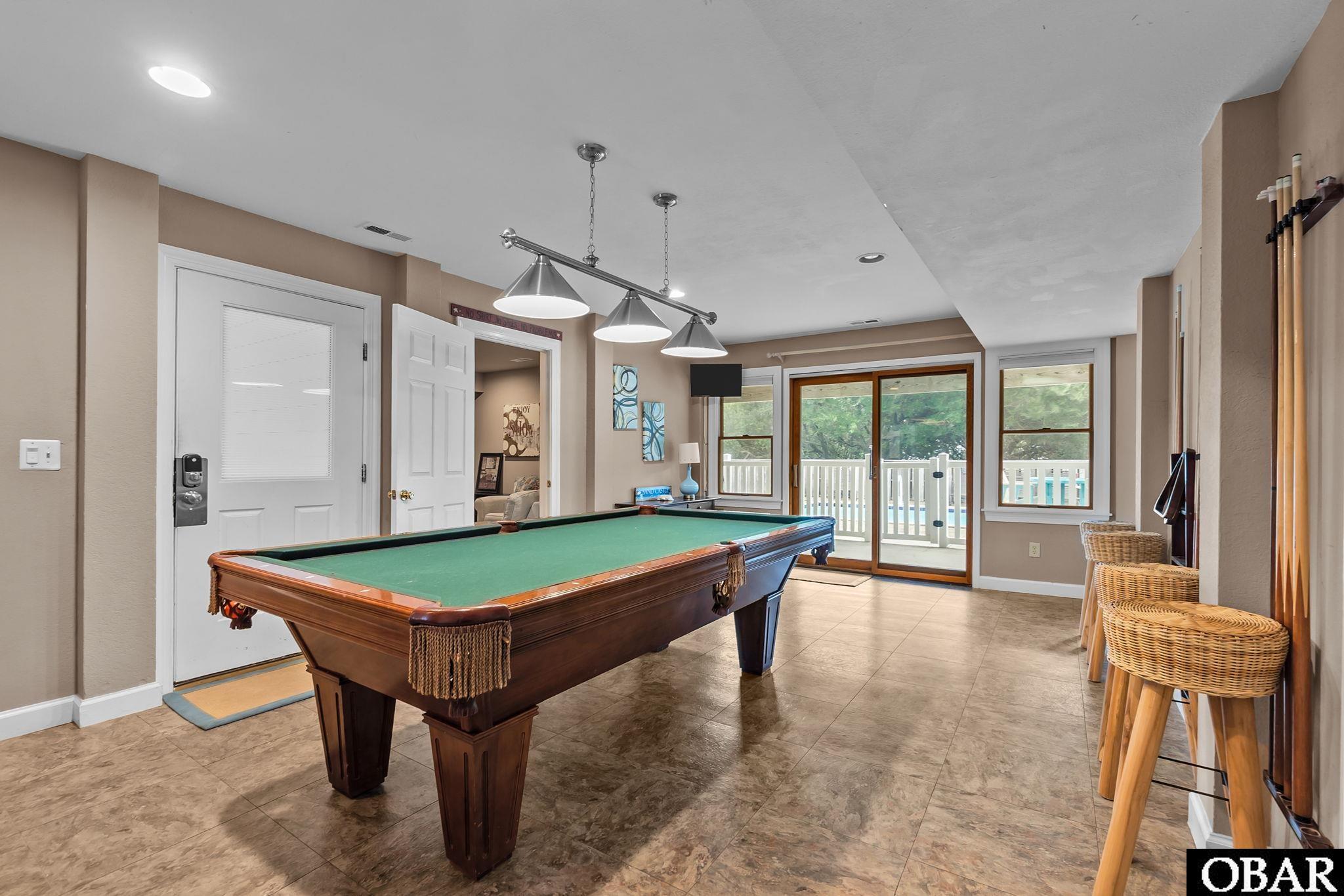 Corolla, North Carolina, 27927, United States, 6 Bedrooms Bedrooms, ,6 BathroomsBathrooms,Residential,Active,1944104