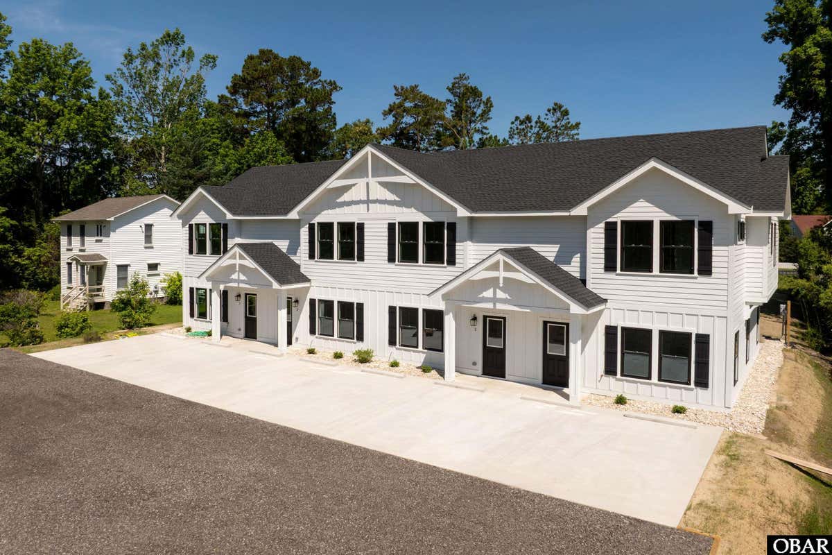 517 Ananias Dare St Unit 2  