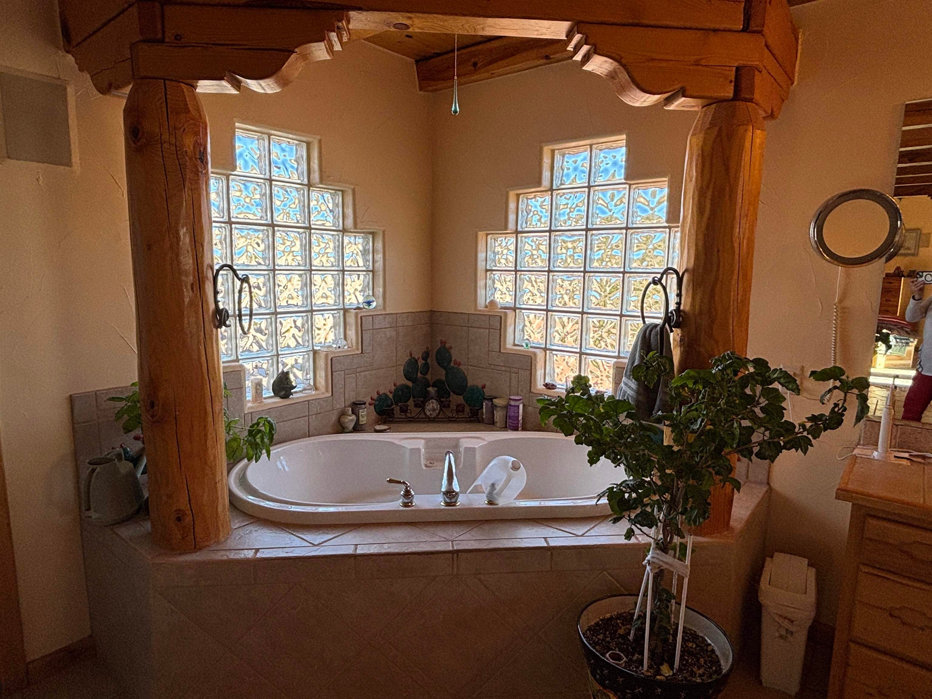 La Luz, New Mexico, 88337, United States, 3 Bedrooms Bedrooms, ,3 BathroomsBathrooms,Residential,Active,1764134