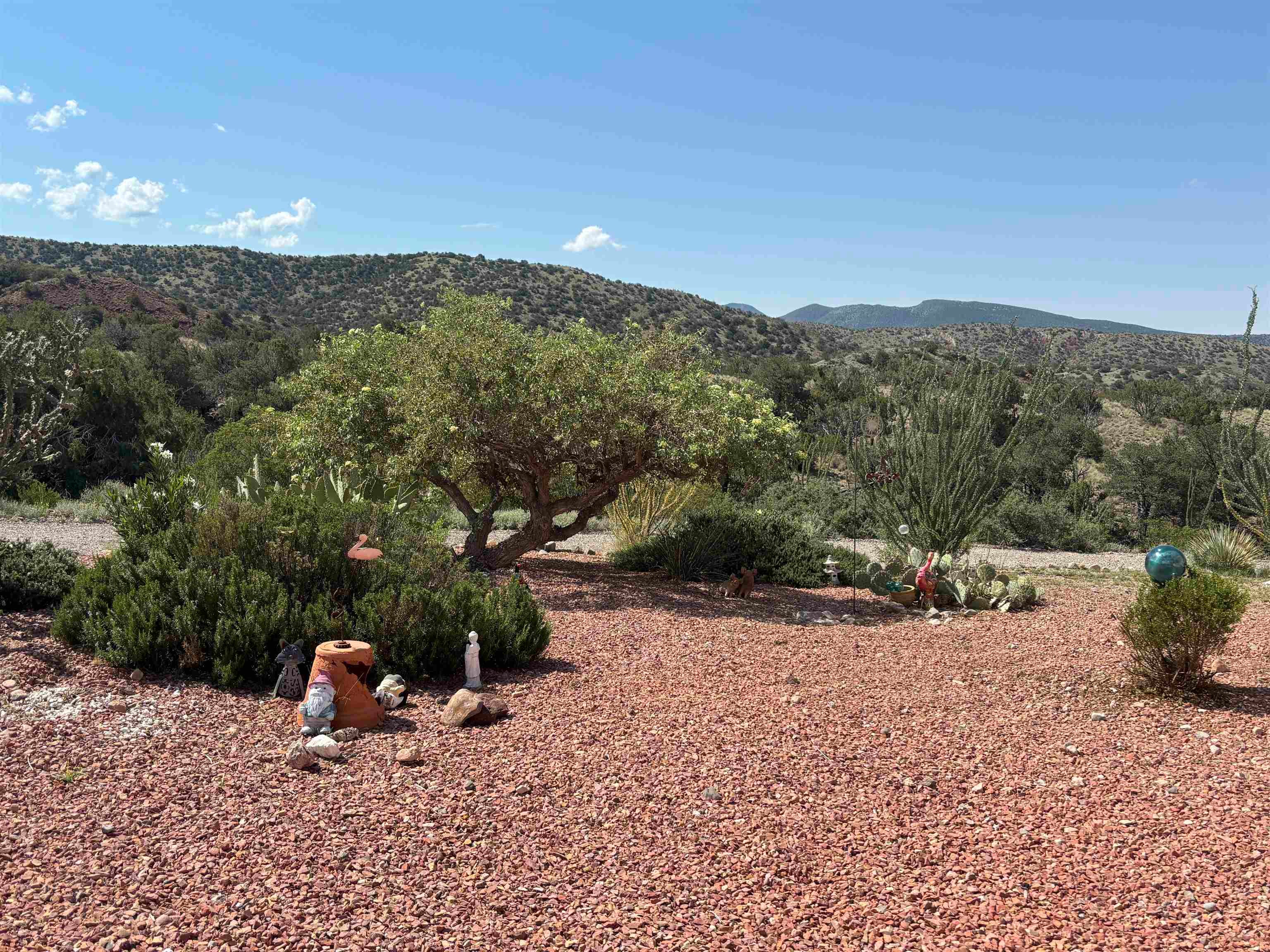 La Luz, New Mexico, 88337, United States, 3 Bedrooms Bedrooms, ,3 BathroomsBathrooms,Residential,Active,1764134