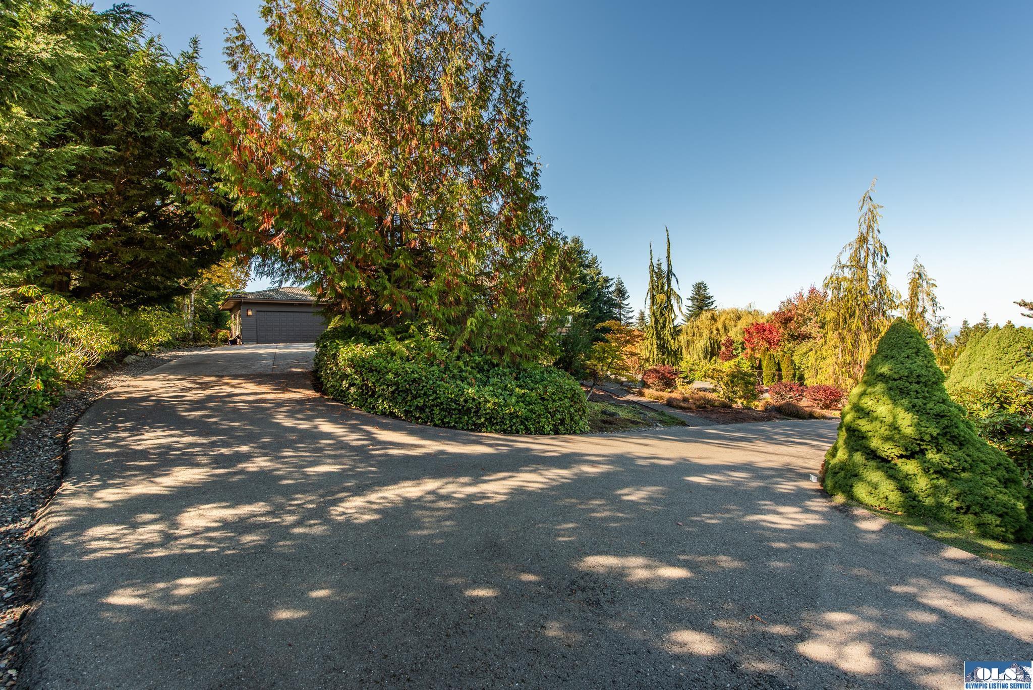 Sequim, Washington, 98382, United States, 3 Bedrooms Bedrooms, ,3 BathroomsBathrooms,Residential,Active,1967309