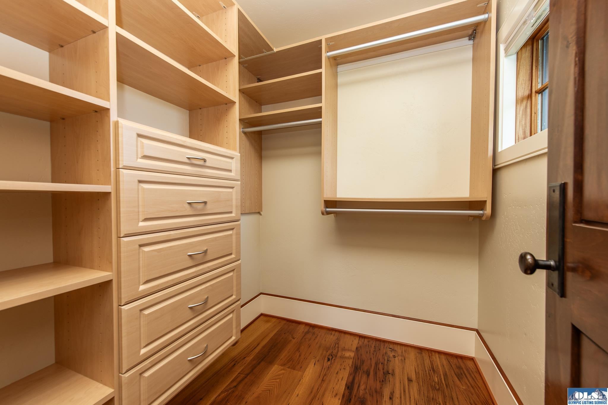 Sequim, Washington, 98382, United States, ,5 BathroomsBathrooms,Residential,Active,1790882